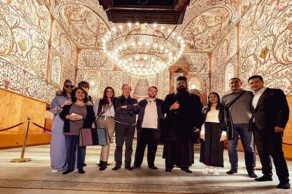 Tirana (AL), Family photo inside the Ethem Bey Mosque